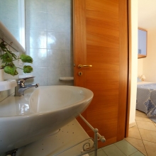 MONOLOCALE - AFRODITE - RESIDENCE RIVAMARE